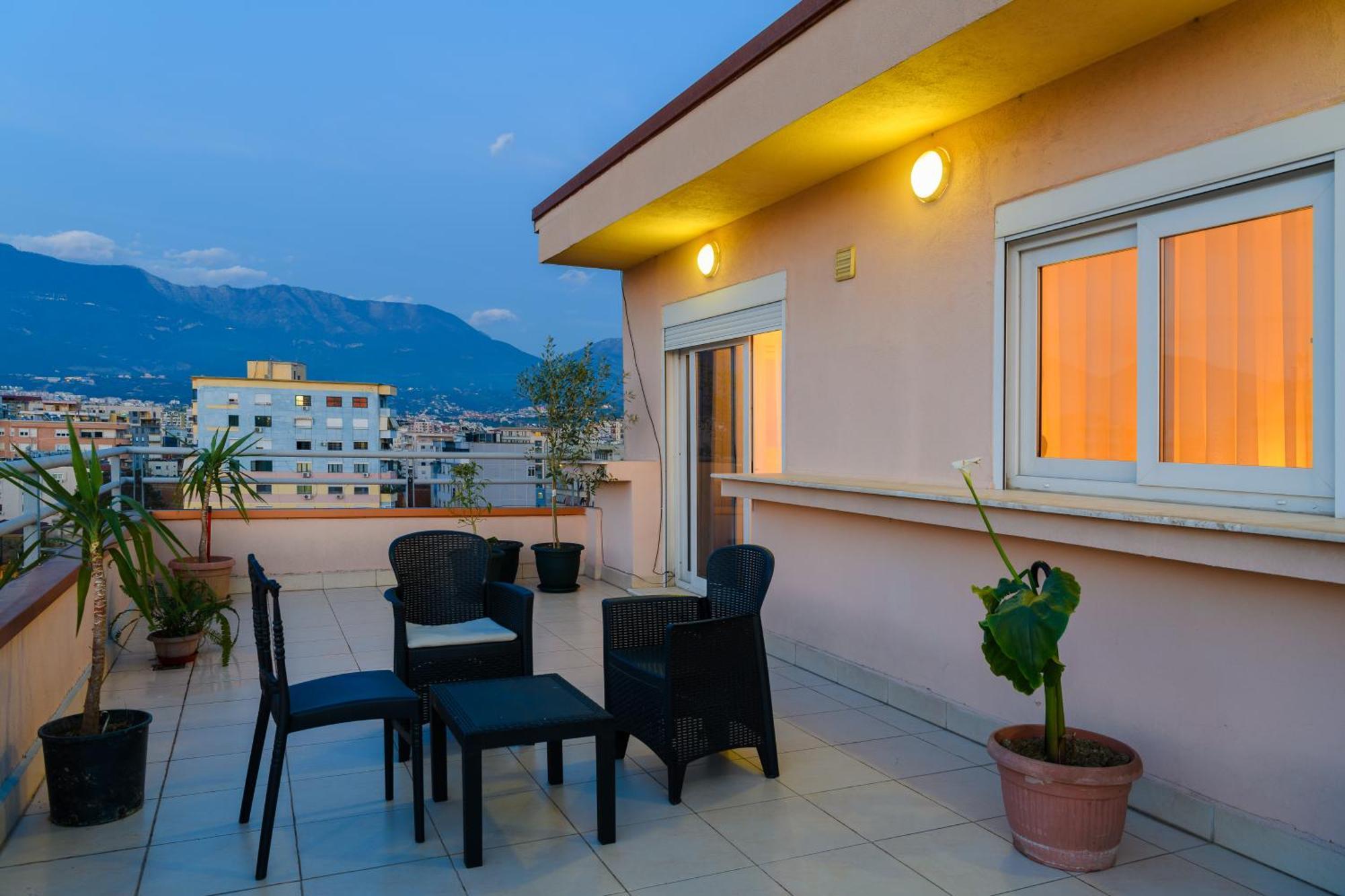 Terrace Tirana Cityscape 2 外观 照片